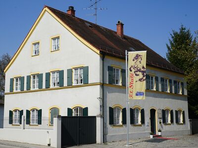 Außenansicht des Museums Franz Xaver Stahl